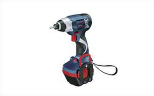 爱国者蓝牙后视镜行车记录仪