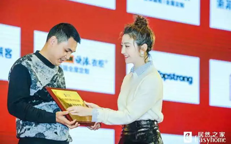 实力成就荣誉 XXX连获八奖闪耀迈进2018！